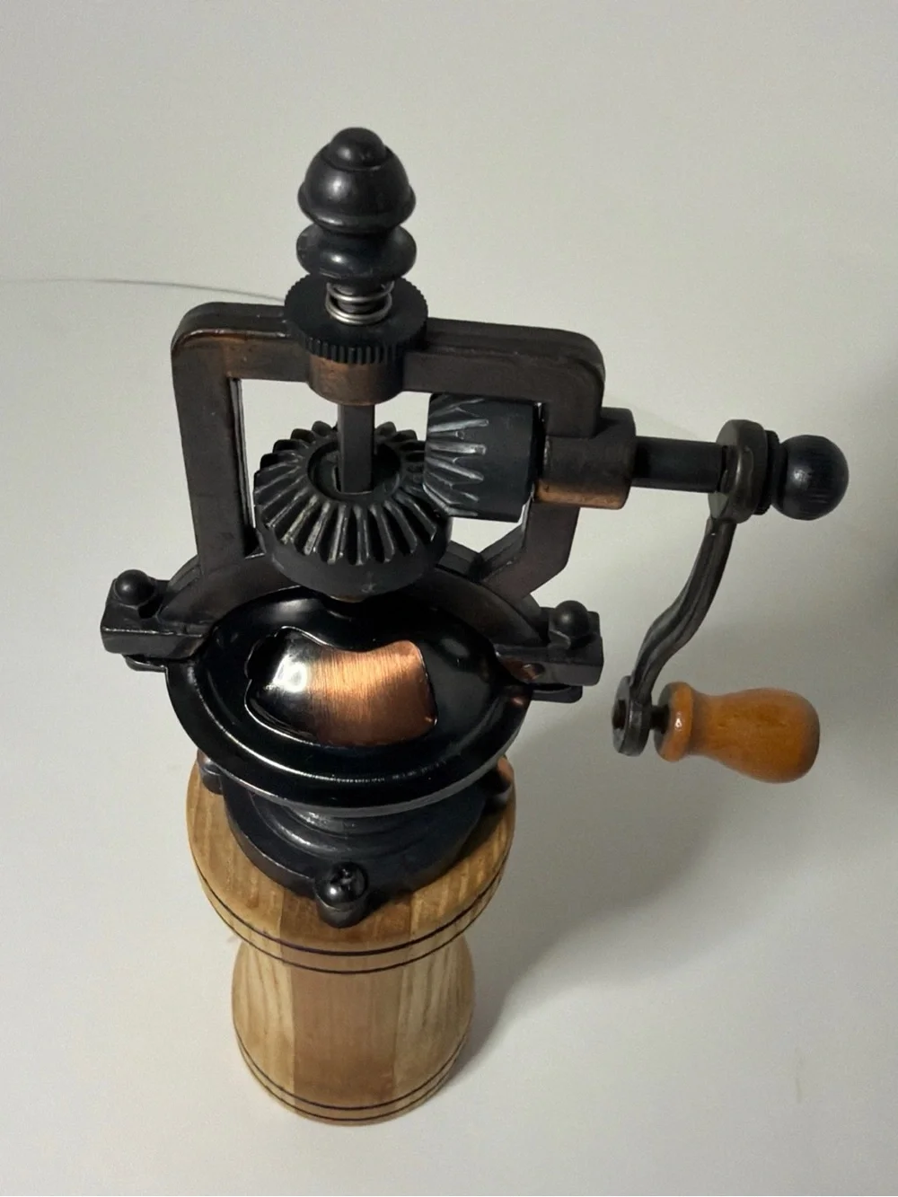 Wood and Metal Manual Pepper Mill Grinder - Natural Wood
